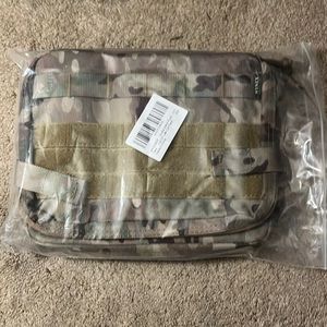 Double admin pouch for plate carrier